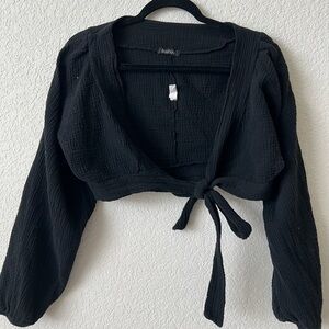Boohoo Black Tie-Front Cropped Blouse